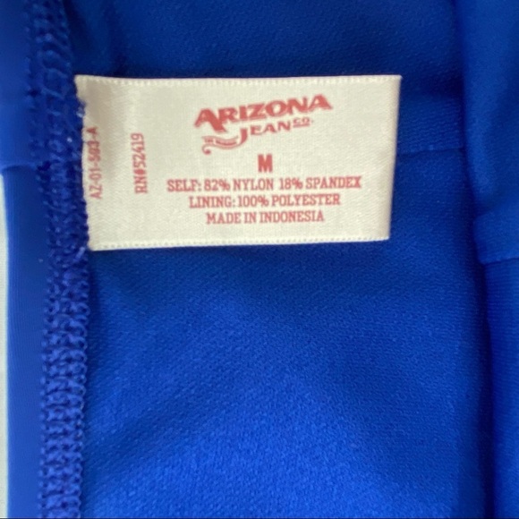 Arizona blue daisy print strapless tankini with side tie bottoms, M - Picture 3 of 15